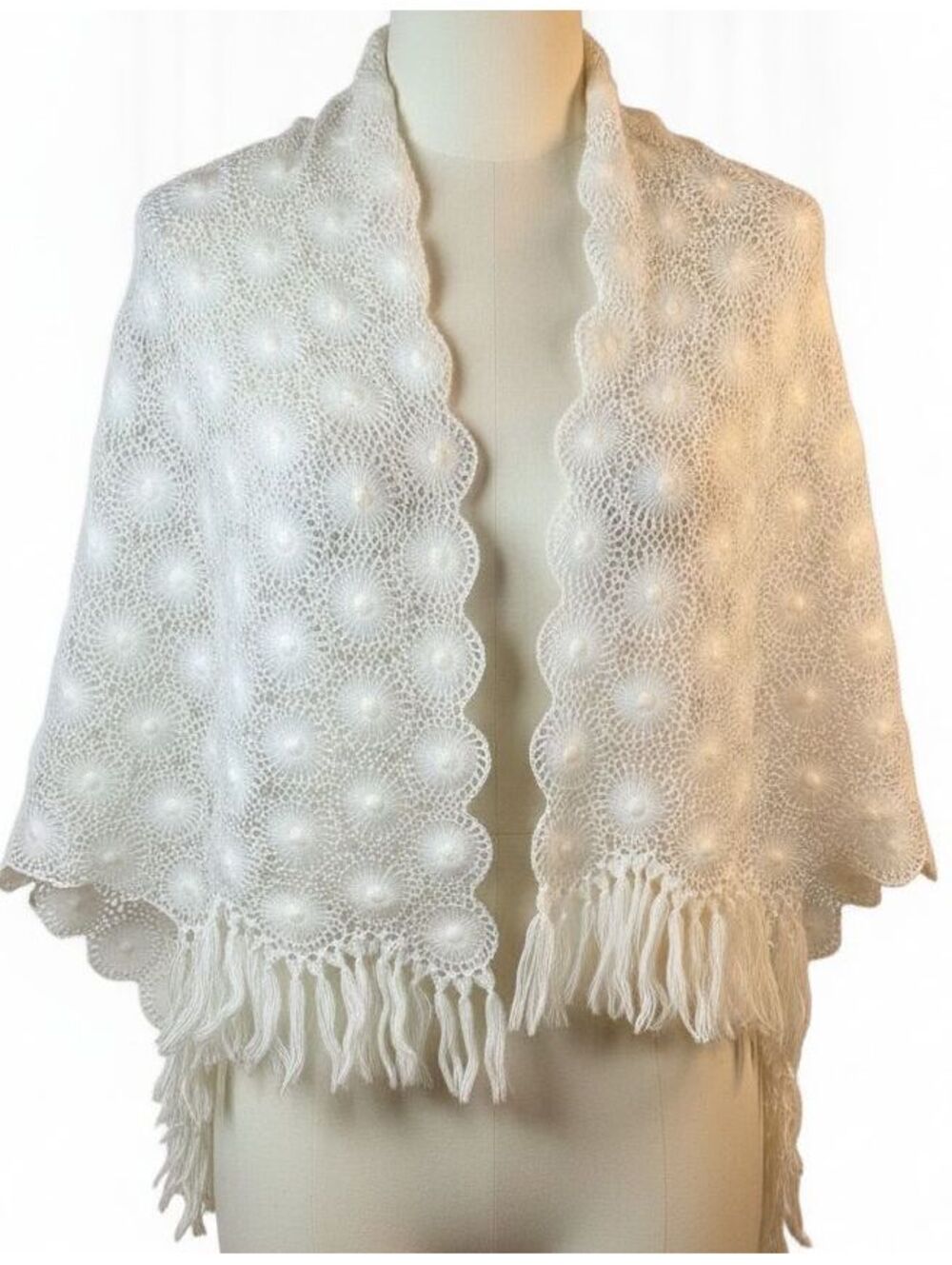 Vintage All Handmade Japan 100% Virgin Wool Crochet Shawl Wrap Ivory Fringe